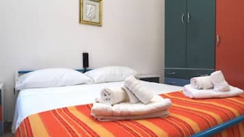 4 bedrooms, free WiFi, bed sheets