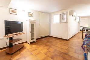 1 camera, Wi-Fi gratuito, lenzuola