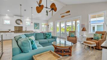 House, 3 Bedrooms | Living area