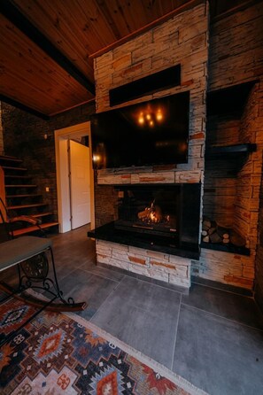 Bungalow Deluxe, vista montagna | Una scrivania, Wi-Fi gratuito