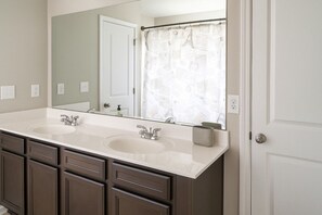 Towels, soap, shampoo, toilet paper