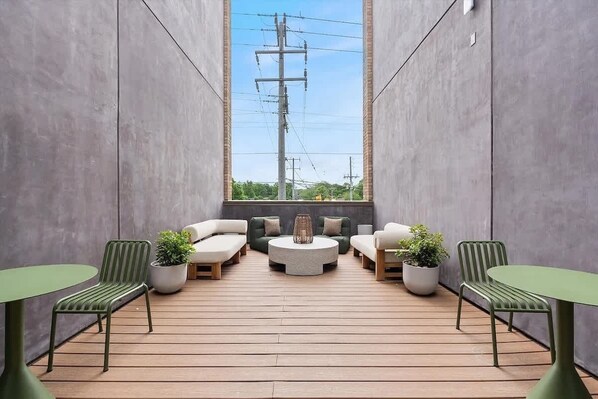 Terrace/patio