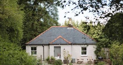 Charming 1-bedroom cottage - the perfect couples escape!