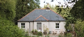 Charming 1-bedroom cottage - the perfect couples escape!