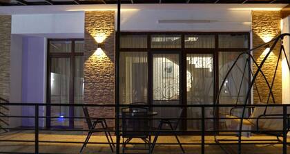 Luxury Tbilisi Villa Surrounded by Villas – Pool, BBQ, Terrace, Garden