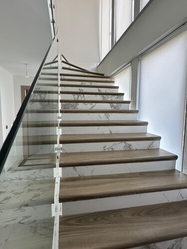 Muğla Karabörtlen Villalar Bölgesinde 2025 yapımı doğa içerisinde havuzlu villa!