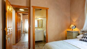 4 slaapkamers, gratis babybedden, beddengoed