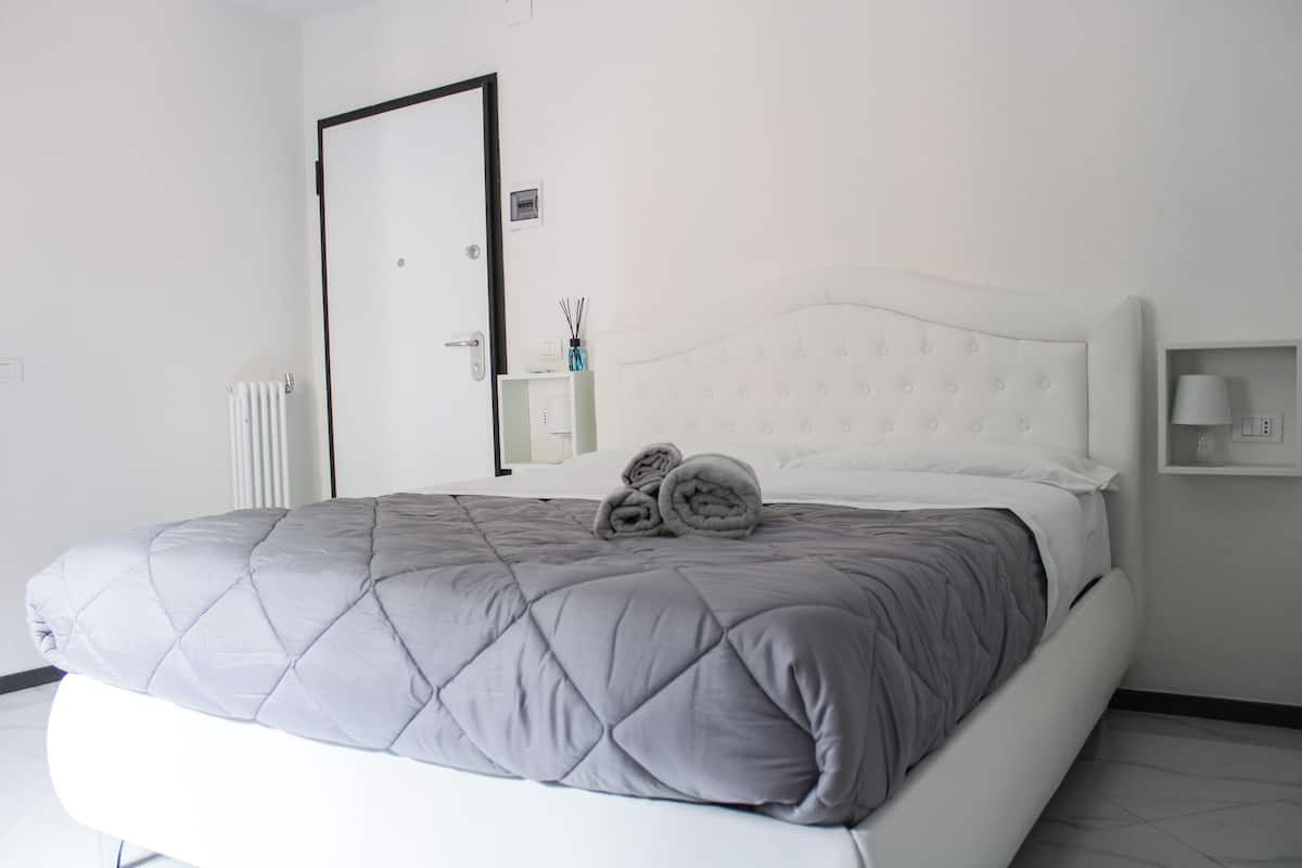 Deluxe kamer | Een bureau, een laptopwerkplek, gratis wifi, beddengoed