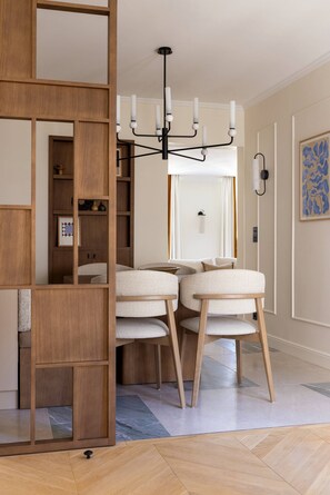 Dining - Élysée Collection VIII by onefinestay (Paris)