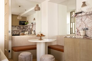Dining - Élysée Collection IX by onefinestay (Paris)