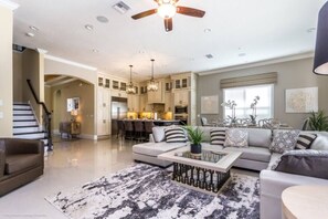 TV, table football, offices - Beautiful 7Bd Pool Spa Gm Hm Reunion-760GB (Kissimmee)