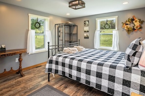 Strygejern/strygebræt, Wi-Fi, sengetøj