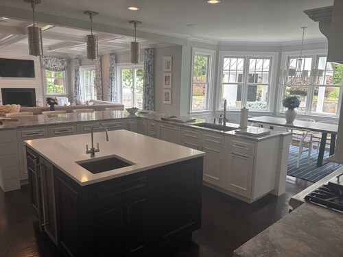 6-bedroom house with fitness room and pool in Westport