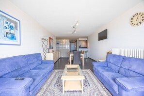 Apartment | Living room