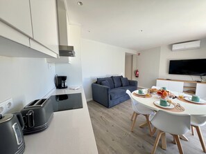 Dining - ALBUFEIRA STYLISH 2 WITH POOL by HOMING (Albufeira)