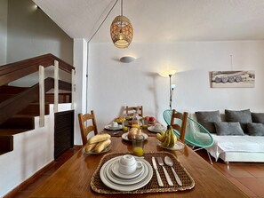 Dining - VILAMOURA TYPICAL 4 WITH POOL by HOMING (Vilamoura)