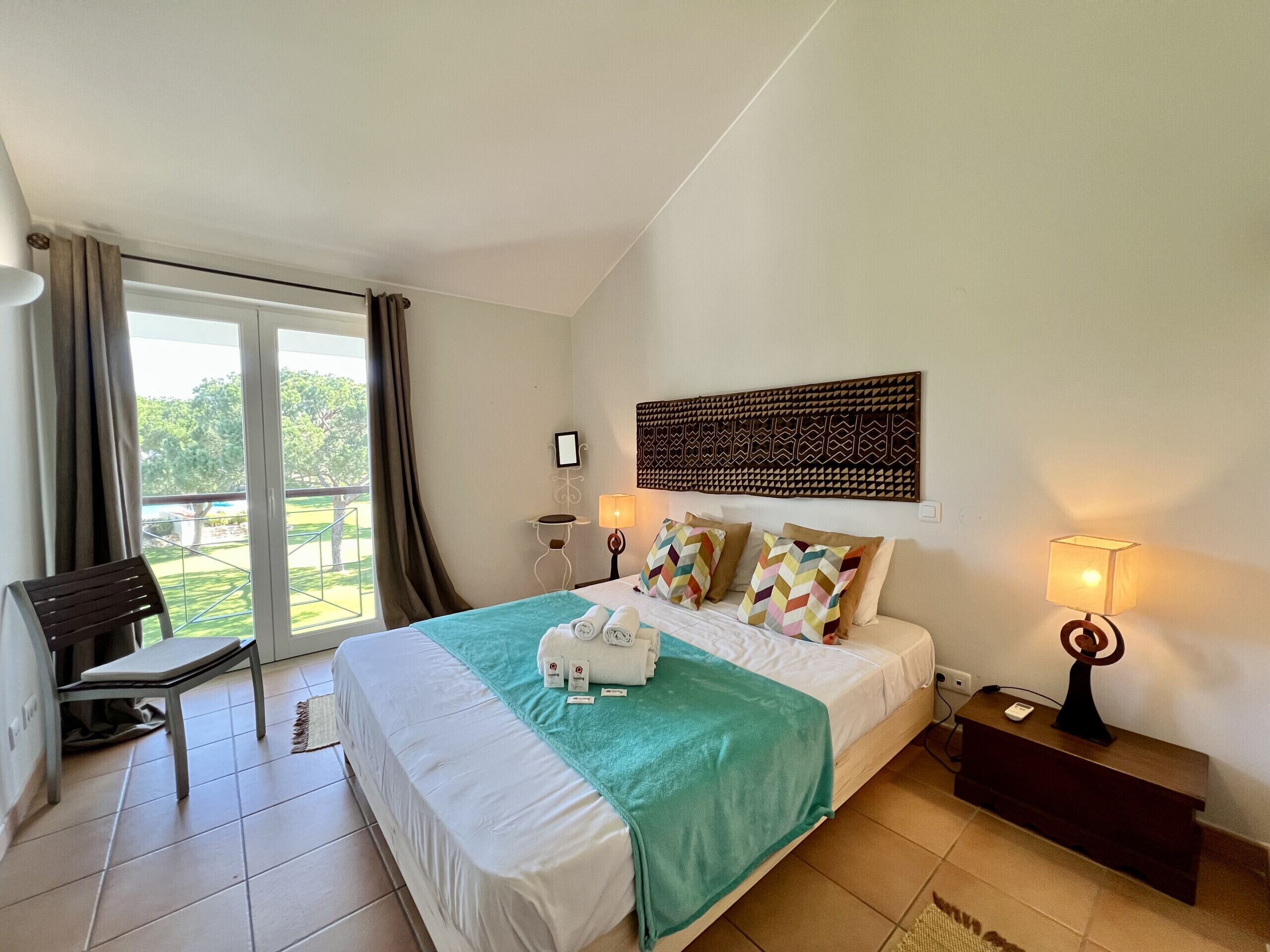 2 slaapkamers, een strijkplank/strijkijzer, gratis wifi, beddengoed