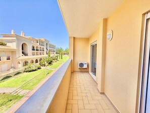 Property grounds - VILAMOURA LOVELY BEACH STAY WITH POOL by HOMING (Vilamoura)