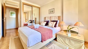 2 chambres, fer et planche à repasser, Wi-Fi gratuit, draps fournis