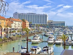 Marina/club náutico