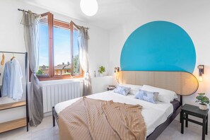 2 chambres, fer et planche à repasser, Wi-Fi gratuit, draps fournis