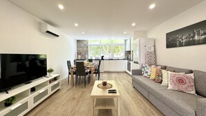 Living area - PORTIMÃO CENTRAL TOWN 2 by HOMING (Portimão)