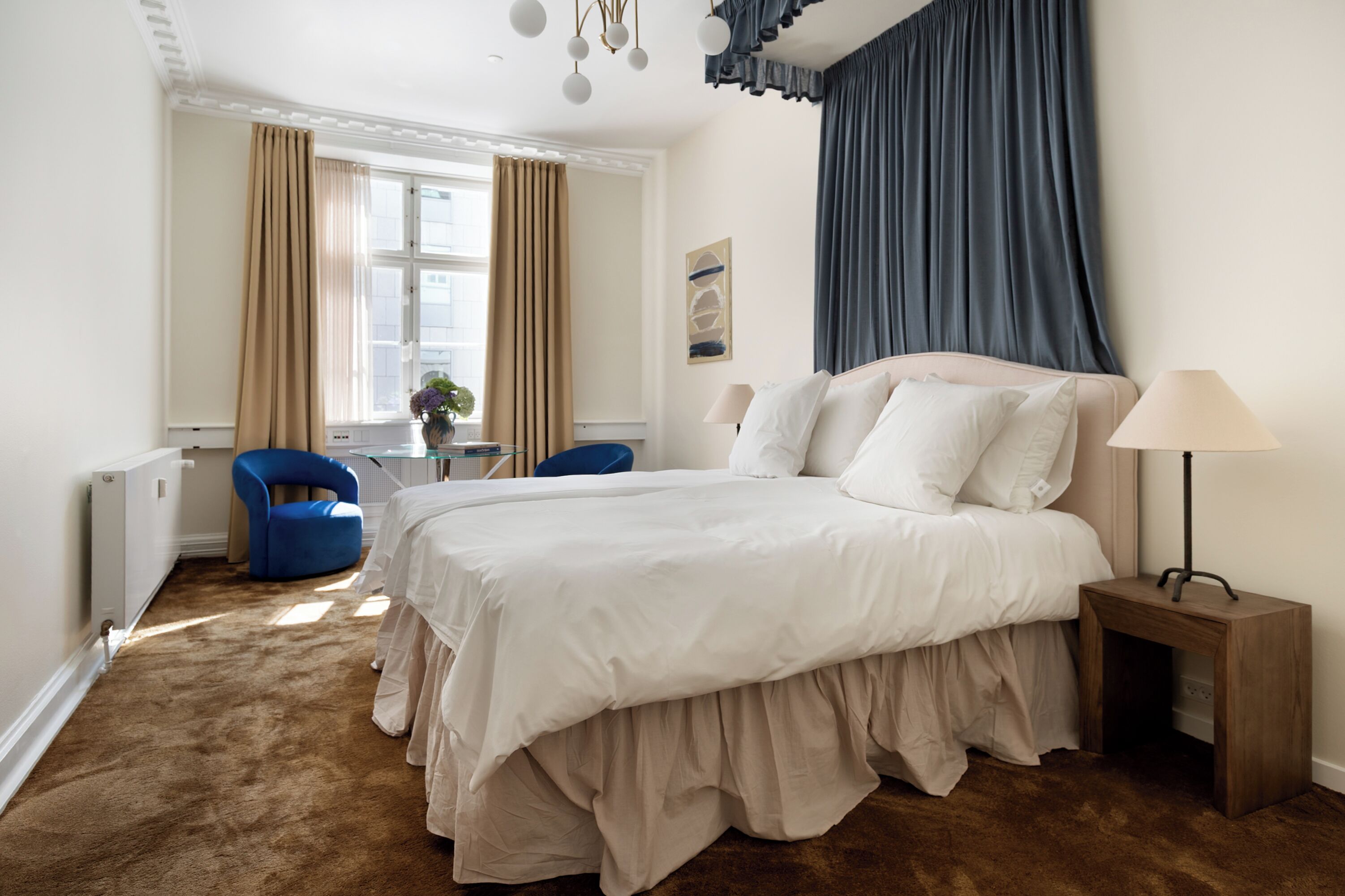 Superior Apartment | Blackout drapes, iron/ironing board, free WiFi