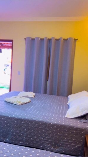 Double Room | In-room dining