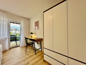 เปล/เตียงเด็กอ่อน (ฟรี), Wi-Fi ฟรี, ผ้าปูที่นอน