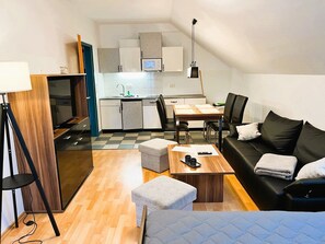 Comfort-huoneisto | Pimennysverhot, ilmainen Wi-Fi