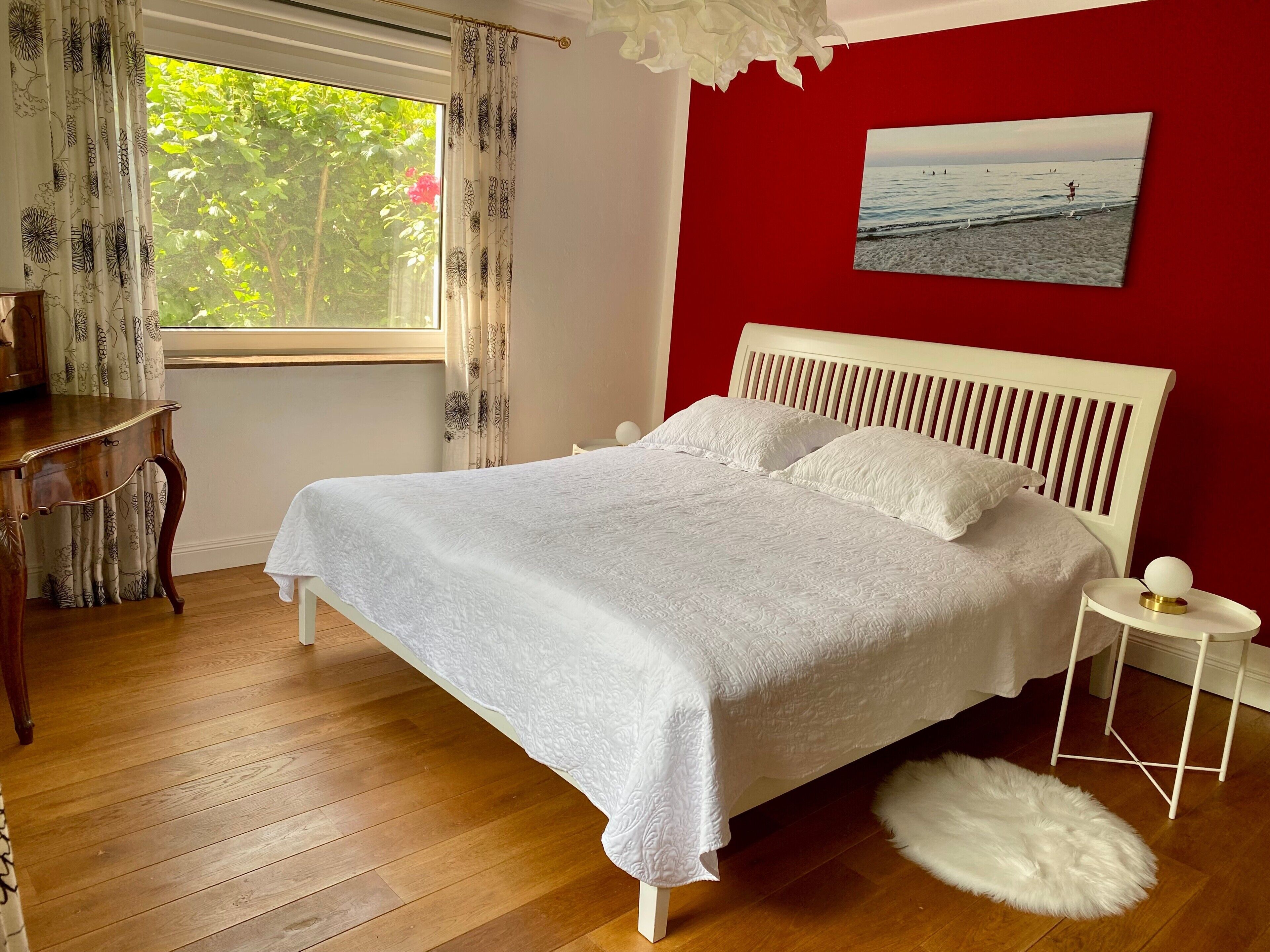 3 sovrum, skrivbord, strykjärn/strykbräda och wi-fi