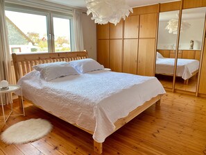 3 soverom, strykejern/-brett, wi-fi og sengetøy