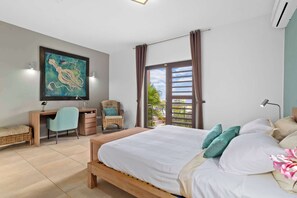 3 Schlafzimmer, Schreibtisch, Bügeleisen/Bügelbrett, WLAN