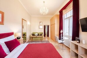 1 bedroom, iron/ironing board, WiFi, bed sheets