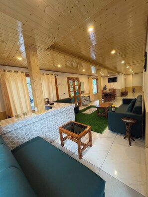 Smart TV - Enchanting farmhouse with WiFi in picturesque Mashobra (Mashobra)