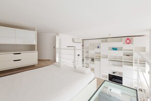 1 bedroom, iron/ironing board