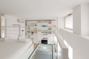 1 bedroom, iron/ironing board