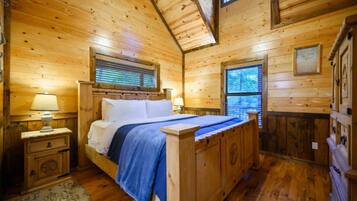 5 makuuhuonetta, silitysrauta/-lauta, Wi-Fi, vuodevaatteet