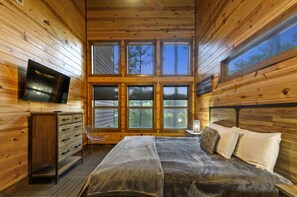 5 habitaciones, tabla de planchar con plancha, wifi y ropa de cama