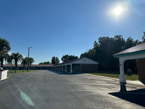 Motel Jesup Near US 301