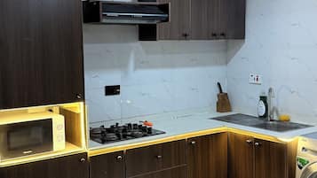 Micro-ondes, plaque de cuisson