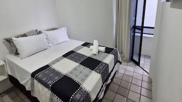 Apartment | Laptop workspace, free WiFi