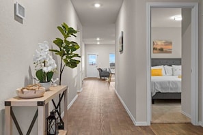 Hus (4 Bedrooms) | 4 soveværelser, arbejdsområde til bærbare computere