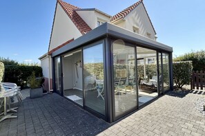 Ulkoruokailutilat