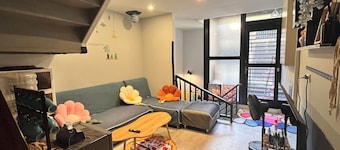 Daisy Light Hostel