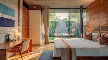 In-room safe, desk, blackout curtains, soundproofing