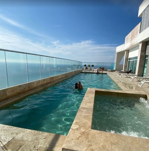 1-bedroom Palmetto Sunset Ocean Front Laguito Cartagena 2904 with AC, WiFi