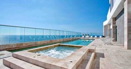 1-bedroom Palmetto Sunset Ocean Front Laguito Cartagena 2904 with AC, WiFi