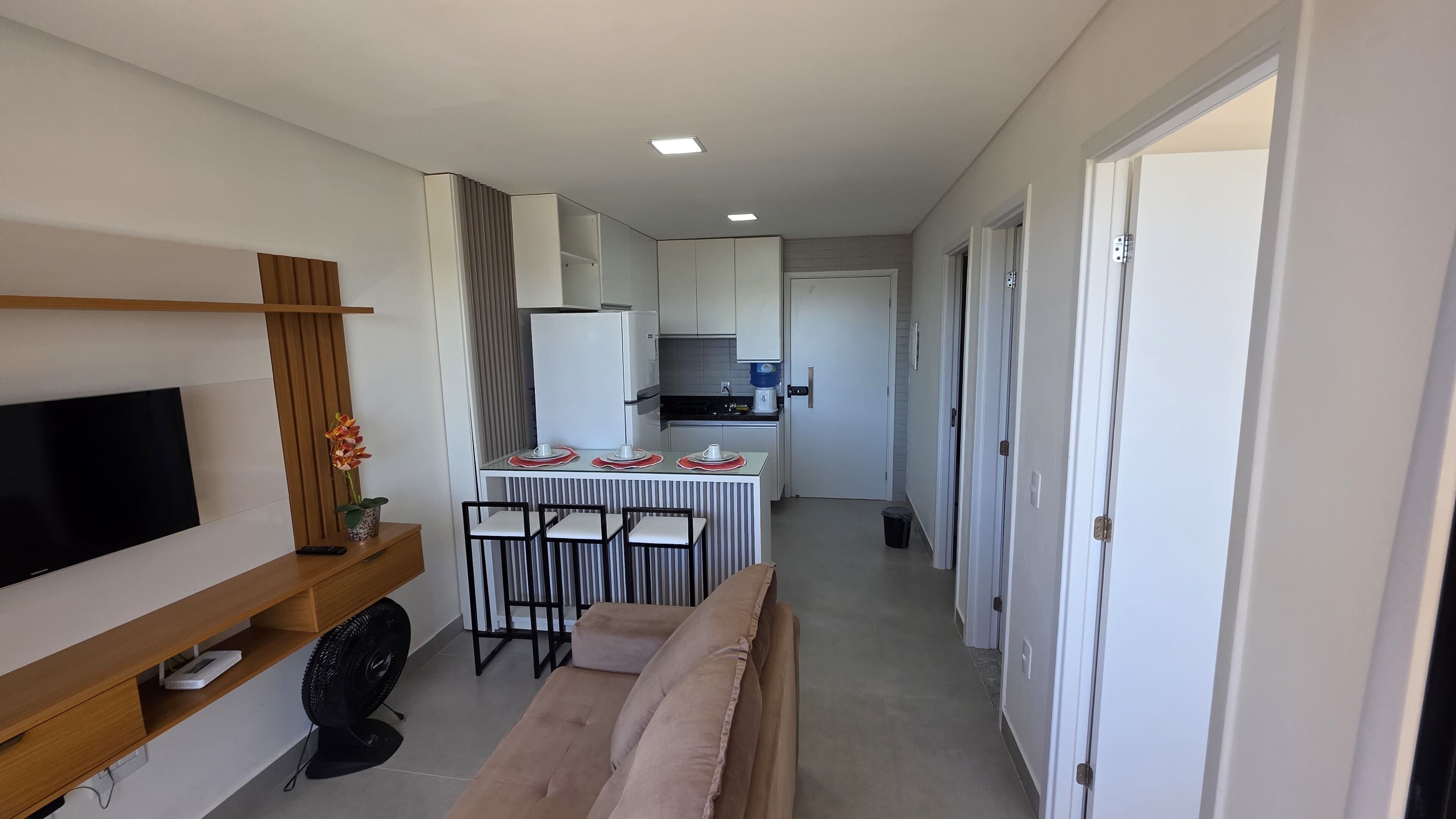 Apartamento clássico, varanda coberta, vista para a cidade | Área de estar