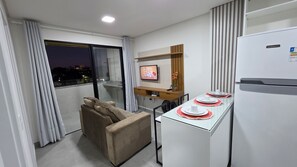 Classic Apartment, Lanai, City View | Living area